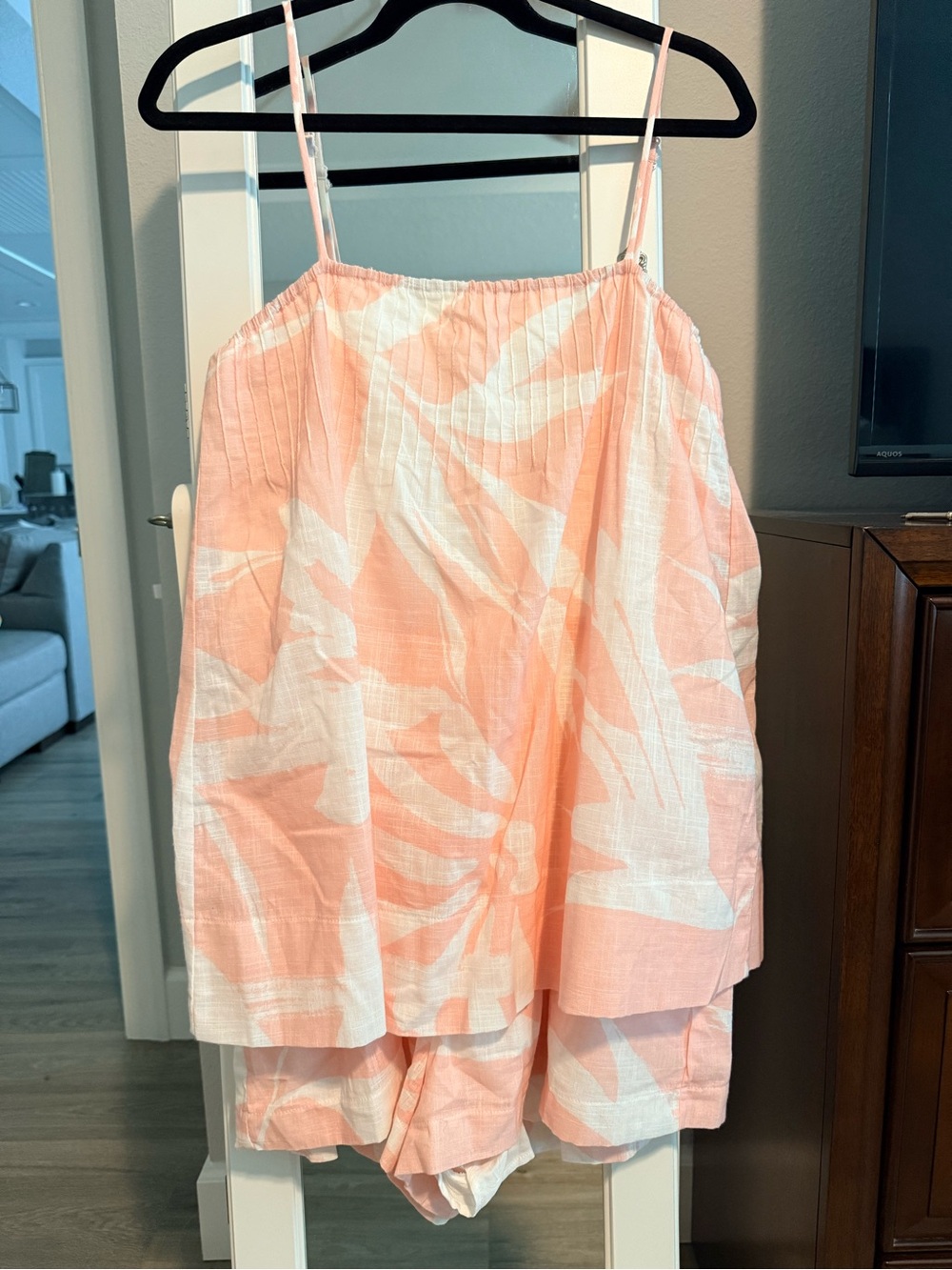 Peach & White Tropical Print Spaghetti Strap Romper